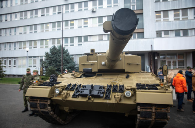 Nórsko aj Holandsko zvažujú dodanie Leopardov Ukrajine, nemecká strana zatiaľ mlčí