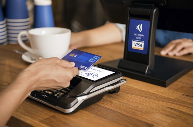 Prevody peňazí z Ruska do zahraničia minulý rok stúpli o 300 až 500 percent