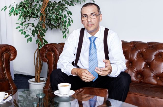 Žilinka sa podľa politológa schováva a preferuje neosobnú komunikáciu, nie je nastavený na kandidatúru prezidenta