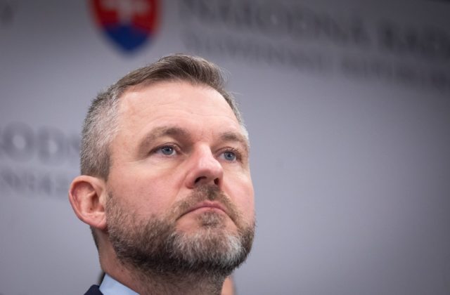 Pellegrini vyzval Sulíka, aby ozrejmil prečo by sa predčasné voľby mali konať až v septembri (video)