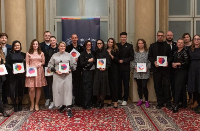 Cenu Inakosti za rok 2022 si odniesli aj spevák Pavlovčin a festival Slovenská tepláreň, pribudlo ocenenie za literatúru
