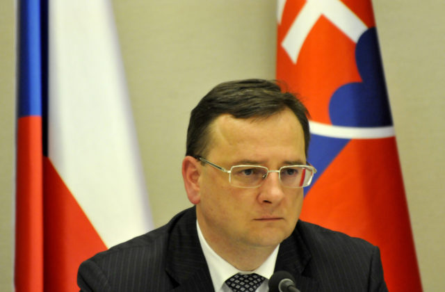 Expremiér Nečas dostal podmienku a 100-tisícovú pokutu za krivé výpovede v prospech manželky