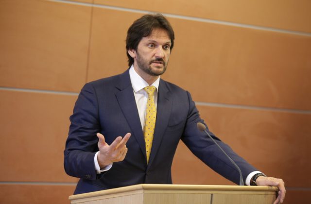 NAKA obvinila Kaliňáka a Brhela pre zločin podplácania