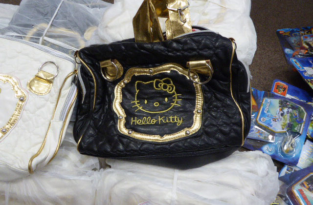 Fejky nie sú len na smiech, ale vážne škodia malým a stredným podnikom. Falšovaný tovar väčšinou pochádza z Číny