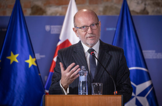 Pre Slovensko je kľúčové, aby Ukrajina ustála vojnu. Rusko by sa po víťazstve nezastavilo, tvrdí Káčer