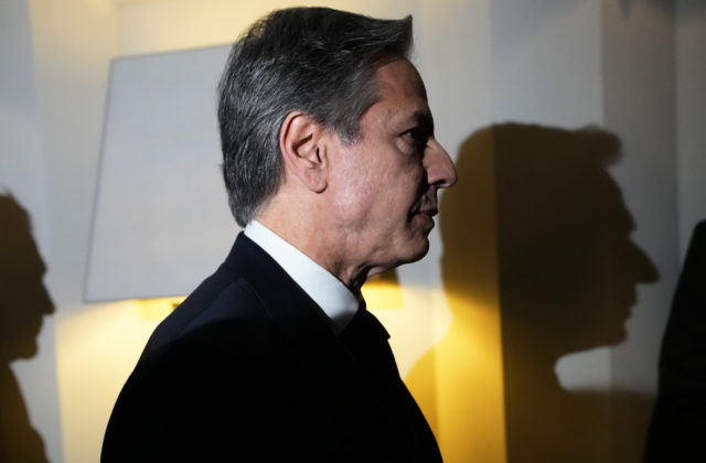 Americký minister Blinken varoval, že by Čína mohla dať Rusku zbrane pre vojnu na Ukrajine