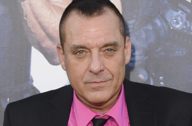 Herec Tom Sizemore z filmu Zachráňte vojaka Ryana je v kritickom stave, bojuje o život