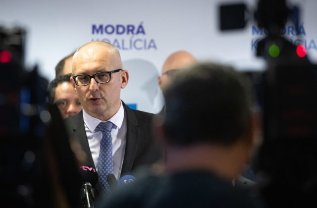 Spojenie stredo-pravých strán ide do finále, povedal Kollár z Modrej koalície a spomenul aj Mistríka