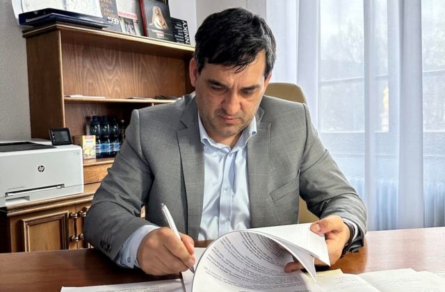 Mesto Ružomberok podáva trestné oznámenie, dodatok podpísaný bývalým viceprimátorom navýšil výstavbu novej plavárne o státisíce