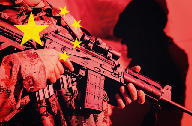 Čína zvýši svoj obranný rozpočet, krajina s najväčšou armádou a námorníctvom uviedla do prevádzky aj tretiu lietadlovú loď