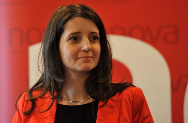 Krajniakovo ministerstvo súhlasí s návrhom Žitňanskej o sociálnej práci