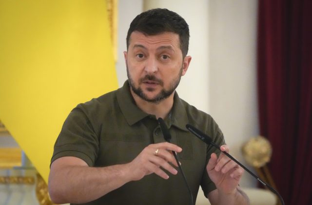 Zelenskyj varuje pred „otvorenou cestou“ cez východ Ukrajiny, ak Rusko dobyje Bachmut