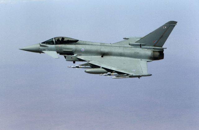 Britské a nemecké stíhačky zachytili ruské lietadlo v blízkosti estónskeho vzdušného priestoru