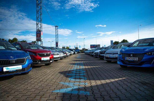 Takmer 100 % ľudí, ktorí si chcú kúpiť ojazdené auto, ho najprv hľadá online