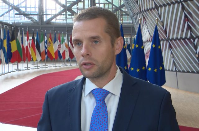 Vláde bude rokovať o zrušení nominácie Klusa za člena Európskeho dvora audítorov