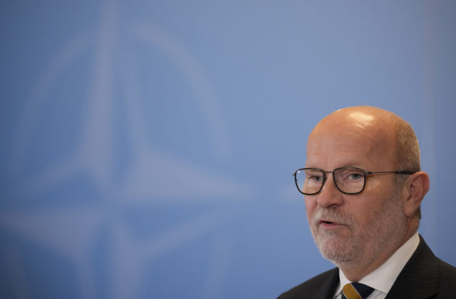 Ruská hrozba nebola nikdy väčšia, podľa Káčera musíme ďalej posilňovať východné krídlo NATO