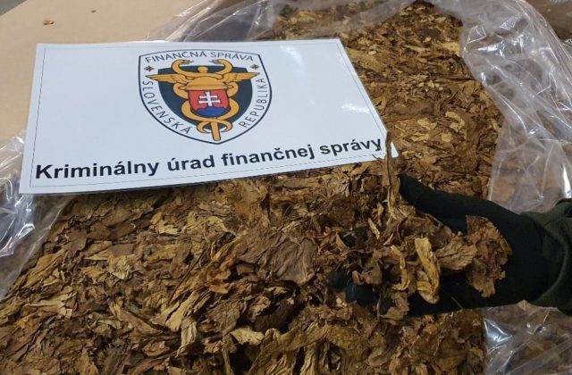 Kriminalisti zadržali takmer päť a pol tony nelegálneho tabaku, škodu pre štát vyčíslili na necelých 650-tisíc eur