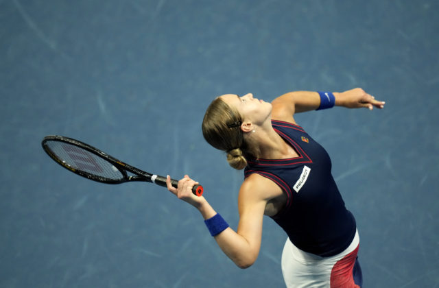 Schmiedlovej a Hrunčákovej sa proti Taliankam darilo, o postupe na turnaj Pohára Billie Jean Kingovej rozhodne až štvorhra