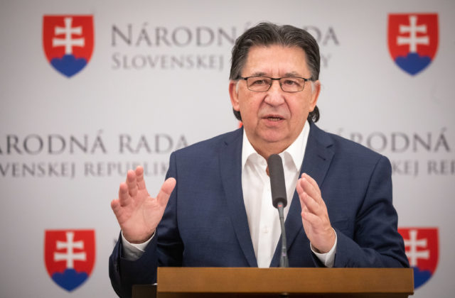 Podľa Budaja bude náročné pred ľudmi obhájiť, že usilovať sa o slušnú vládu má zmysel