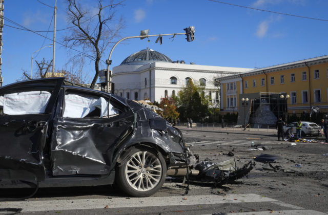 Pri najnovších ruských útokoch zomrelo najmenej šesť ukrajinských civilistov