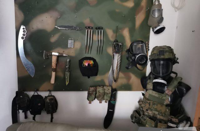 NAKA po policajnej akcii „Pyrotechnik“ obvinila sedem osôb, našla u nich aj výbušninu TNT (foto)