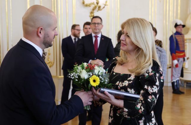 Čaputová ocenila najlepších značkárov turistických trás. Ide o zviditeľnenie nenápadnej práce, uviedol predseda Šiller (foto)