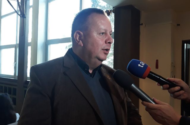 Mesto Vysoké Tatry vypína v určitých úsekoch verejné osvetlenie. Ceny nepustia, tvrdí Štefaňák