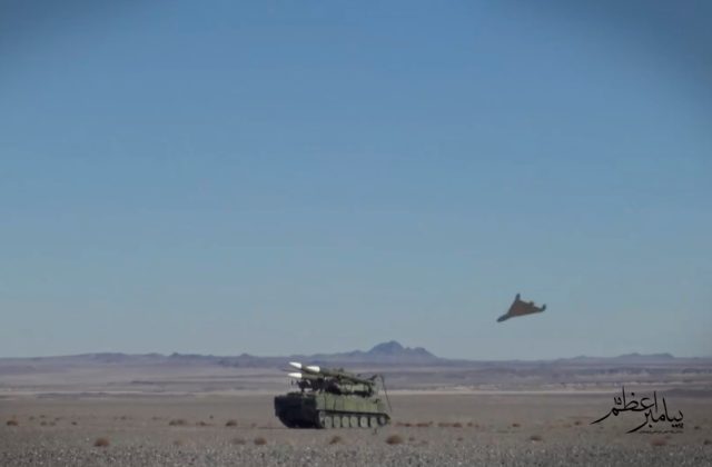 Irán vybudoval zbrojný priemysel na západných technológiách, drony Šáhid-136 poháňa nemecký motor