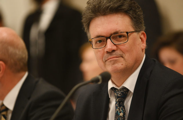 Horecký vstupuje do KDH, jeho vízia pre školstvo je dlhodobejšia a rád by zavŕšil kurikulárnu reformu