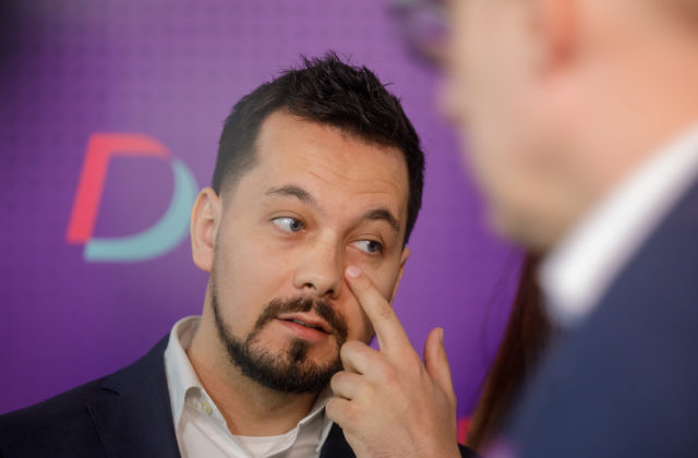 Šeliga chce predvolať Žilinku a Juhása na mimoriadny výbor, kauza manipulácie nahrávok vyšetrovateľov NAKA je vážna