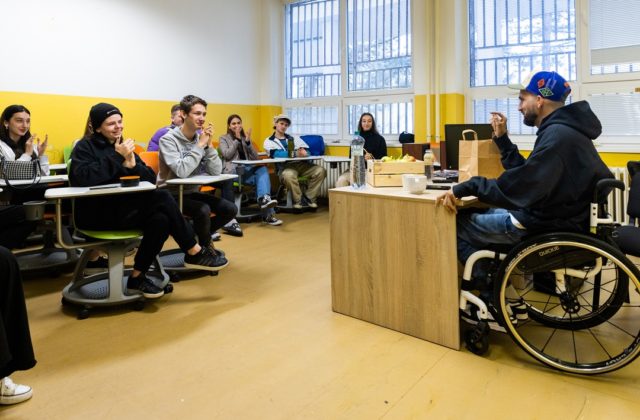 H3KNISA. Deň bez vyučovania na stredných školách