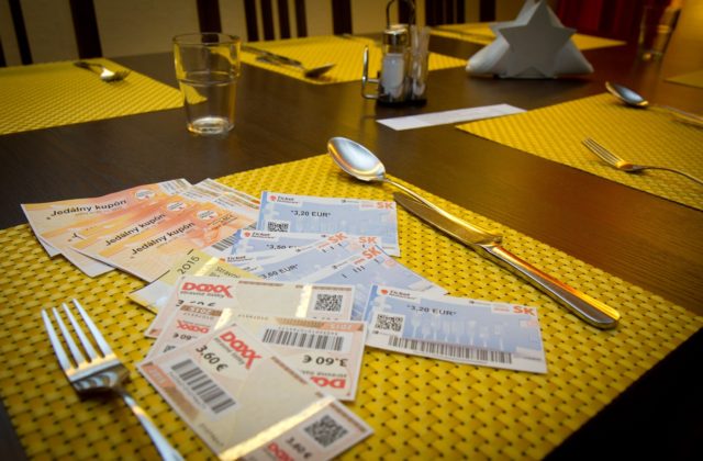 Minimálna hodnota stravného lístka stúpne takmer o 40 centov