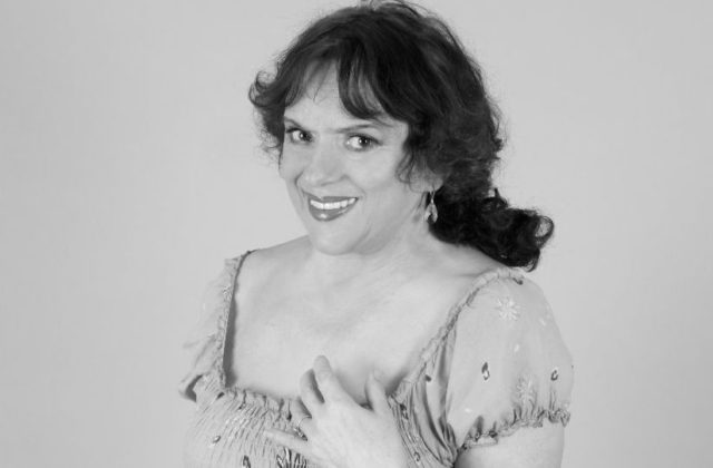 Zomrela Milka Zimková, hlavná herečka z filmu Pásla kone na betóne prehrala boj s ťažkou chorobou