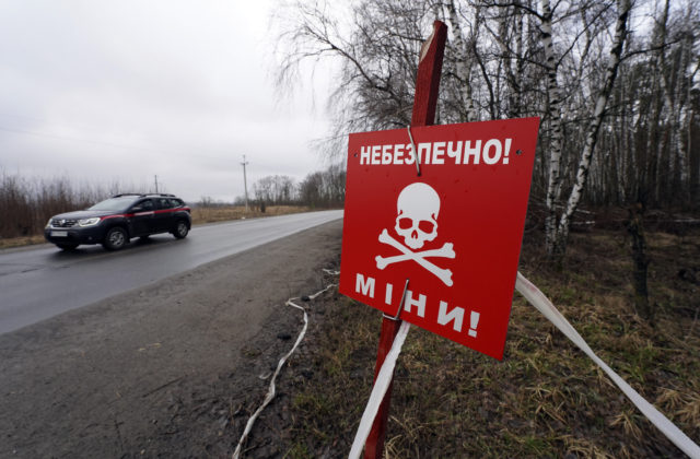 Míny na Ukrajine zabili už desiatky detí