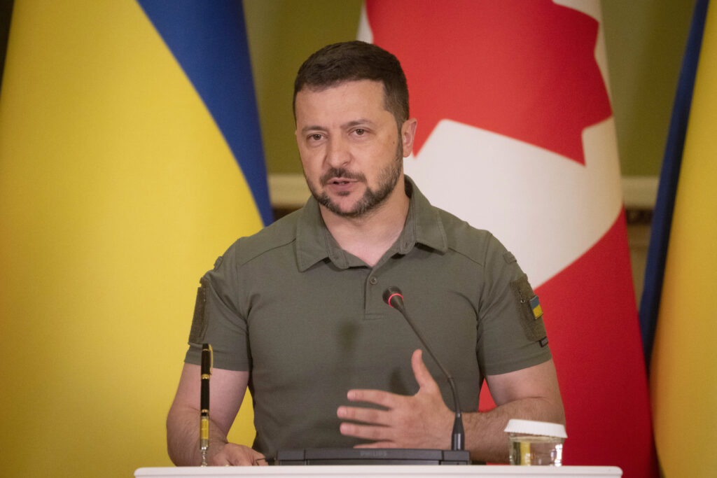 Zelenskyj vraví, že okupanti budú mať strach prísť ku Krymu 