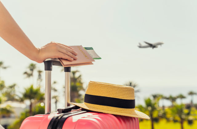 Had v šatách či nábojnica v ramene. Kuriózne prípady dokazujú, že cestovné poistenie sa skutočne oplatí!