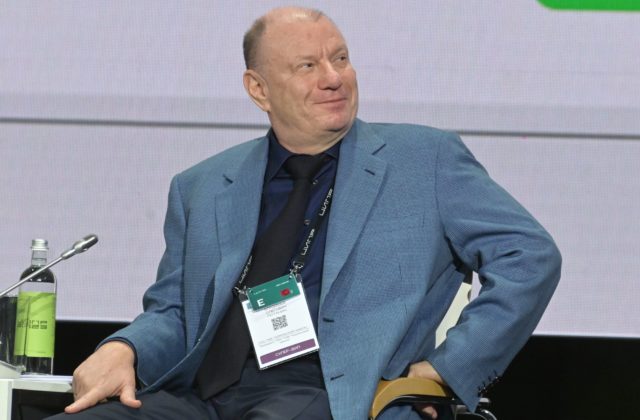 Manturov, Rotenberg aj Potanin. Ruskí oligarchovia masívne opúšťajú Moskvu