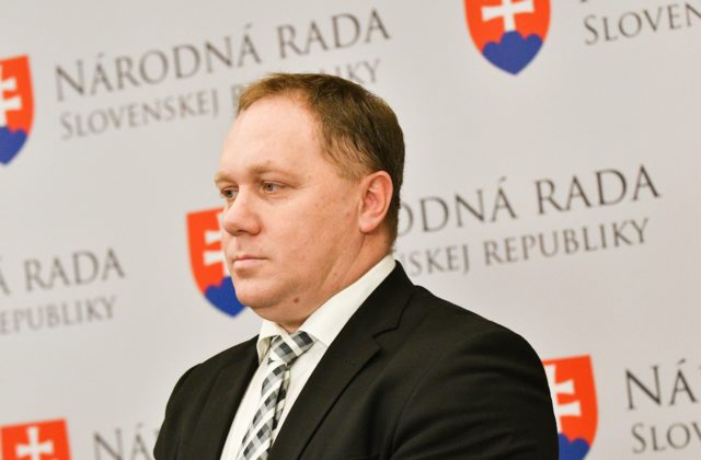Do parlamentu mieri zákaz predaja energetických nápojov s obsahom kofeínu deťom do 15 rokov