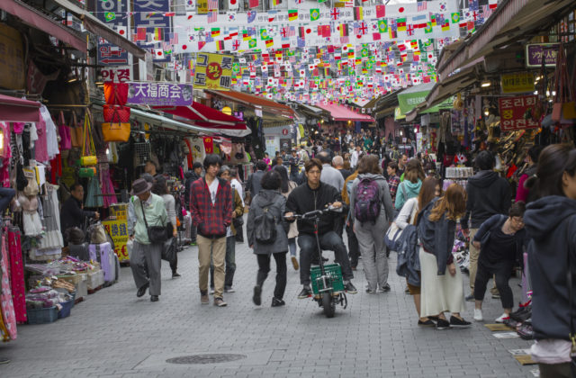 Južná Kórea opustila tradičné metódy počítania veku, obyvatelia krajiny zo dňa na deň omladli o rok alebo dva