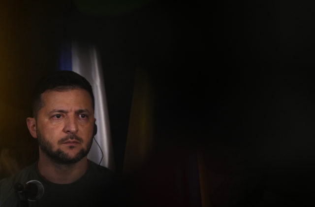 Zelenskyj sa obáva o vzťahy so spojencami. Určite zostaneme sami, reagoval na presun bojov do Ruska