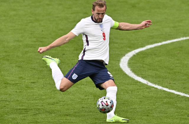 Posilní Bayern Mníhcov kapitán anglickej reprezentácie? Hoeness je o tom presvedčený