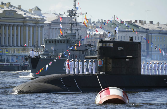 Hackeri napadli telefóny ruských vojenských námorníkov, v správe im pripomenuli útoky na lode aj krížnik Moskva