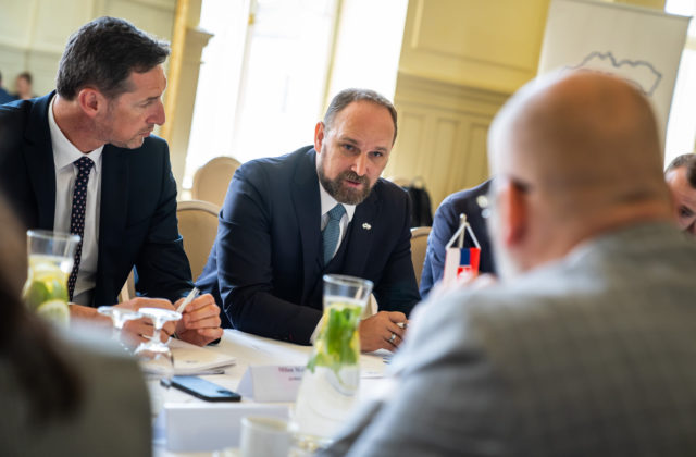 Viskupič by v prípade úspechu poslanecký mandát neprevzal, napriek tomu má v OĽaNO svojich favoritov