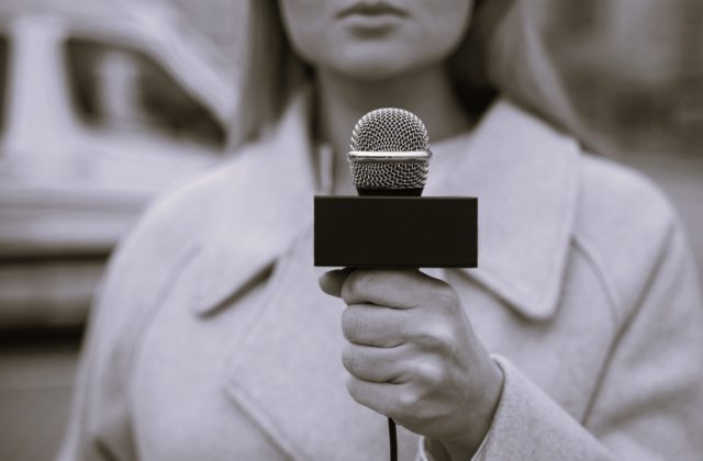 Rusko bez vysvetlenia vypovedalo novinárku média Politico, ktorá v krajine pracovala desať rokov