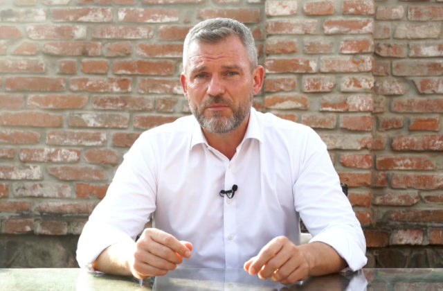 Pellegrini hovorí o otvorenej vojne v bezpečnostných zložkách štátu, výsledkom je zmätok (video)