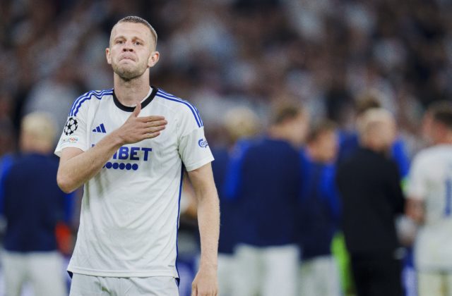 Vavro vie byť „psycho“, vravel jeho spoluhráč po rozhodujúcom góle Slováka v LM medzi FC Kodaň a Raków Čenstochová (foto)