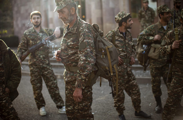 Arménsko a Azerbajdžan sa navzájom obvinili z provokácie na hraniciach, o život prišli najmenej štyria vojaci