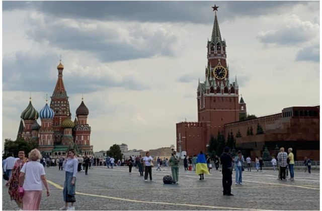 Moskva vyčleňuje tretinu štátneho rozpočtu na vojnu na Ukrajine, plánuje aj zvýšiť objem štátnych pôžičiek