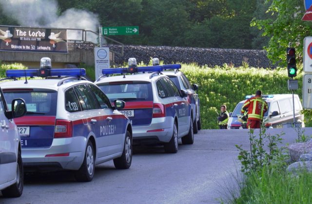 Rakúski bezpečnostní predstavitelia rozbili teroristickú bunku podozrivú z prepojenia na Islamský štát