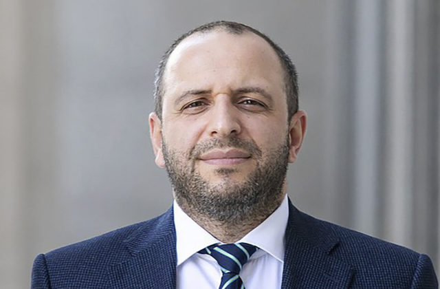 Ukrajinský parlament schválil vymenovanie Rustema Umerova za nového ministra obrany